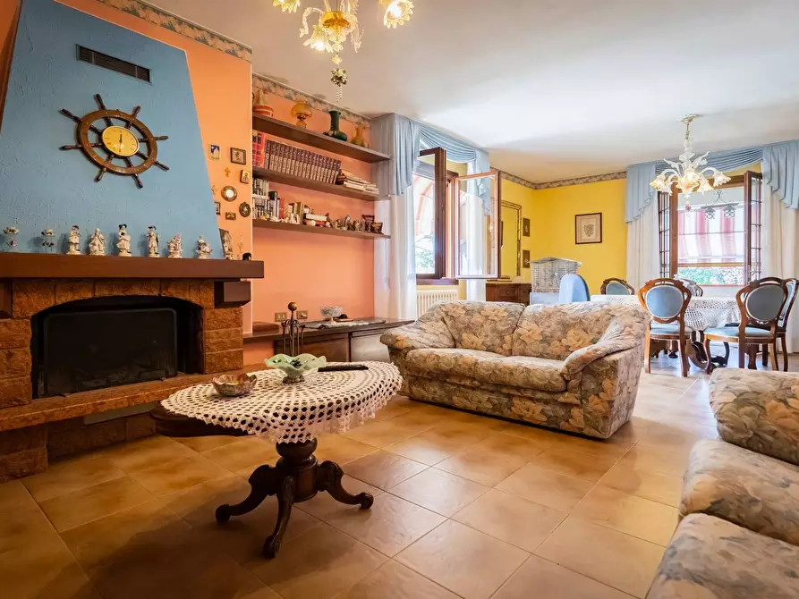 Immagine 1 di Casa indipendente in vendita  in Via Mario Depetri a Campogalliano
