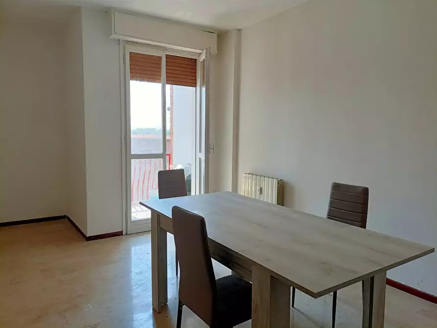 Immagine 1 di Appartamento in vendita  in Via Giardini a Modena