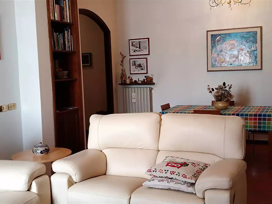 Immagine 1 di Appartamento in vendita  in via nino cappelli a Modena