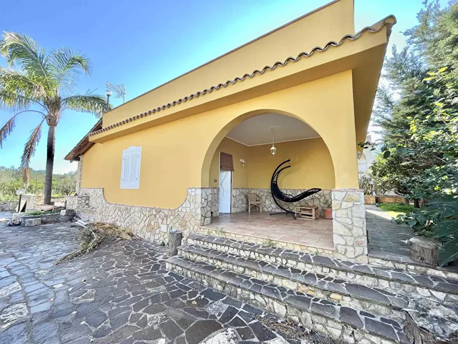 Immagine 1 di Villa in vendita  in via chiesazza sperone a Altavilla Milicia