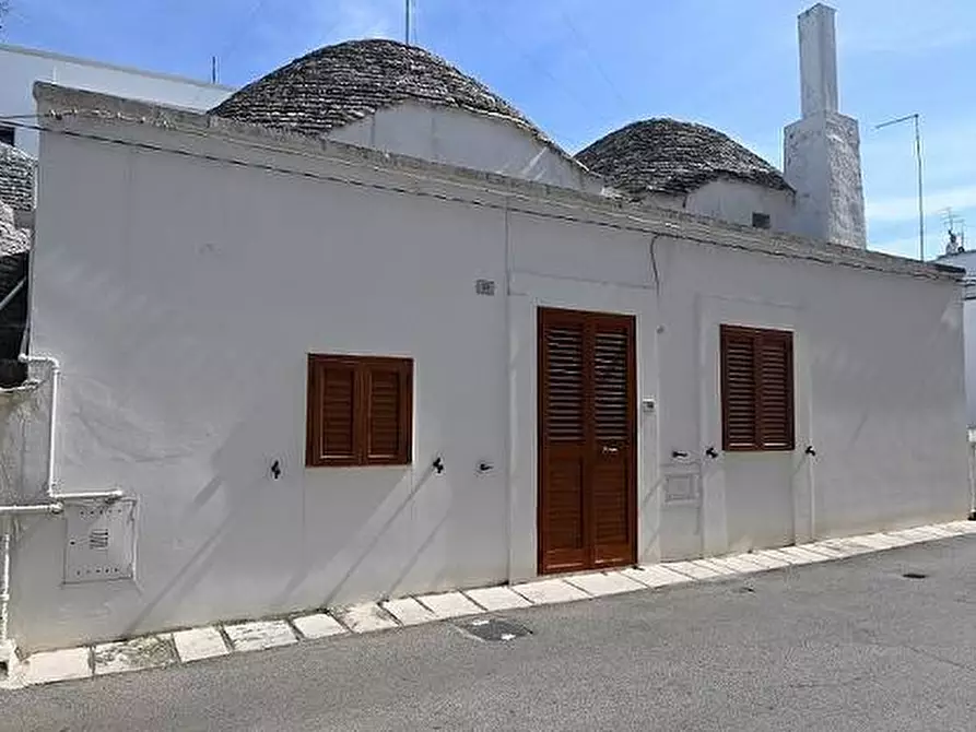 Immagine 1 di Casa indipendente in vendita  in Via Col di Lana a Alberobello