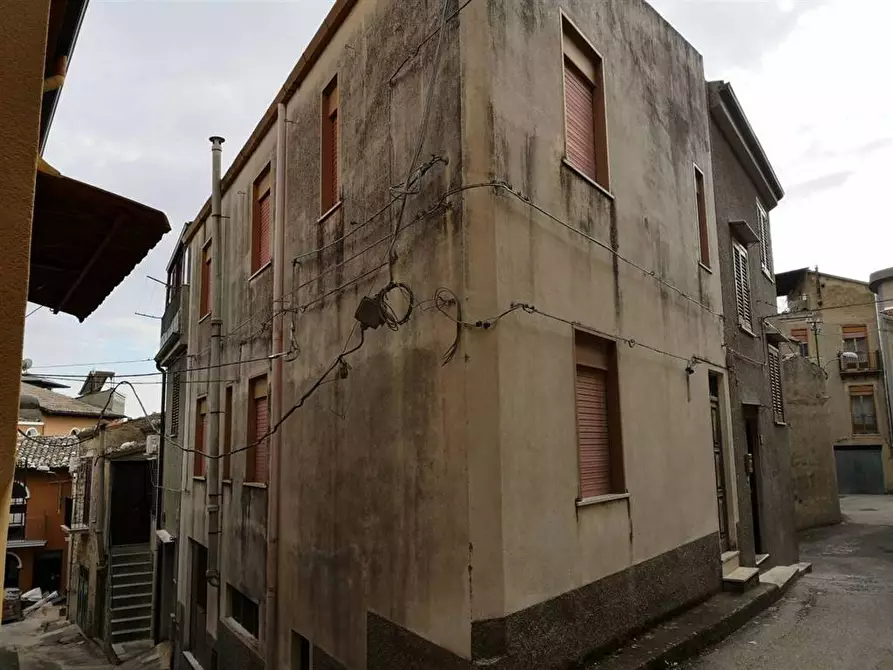 Immagine 1 di Casa indipendente in vendita  in Via Florena a Bisacquino