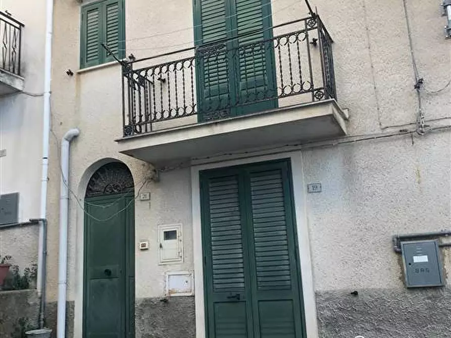 Immagine 1 di Casa indipendente in vendita  in Via Marsala a Chiusa Sclafani