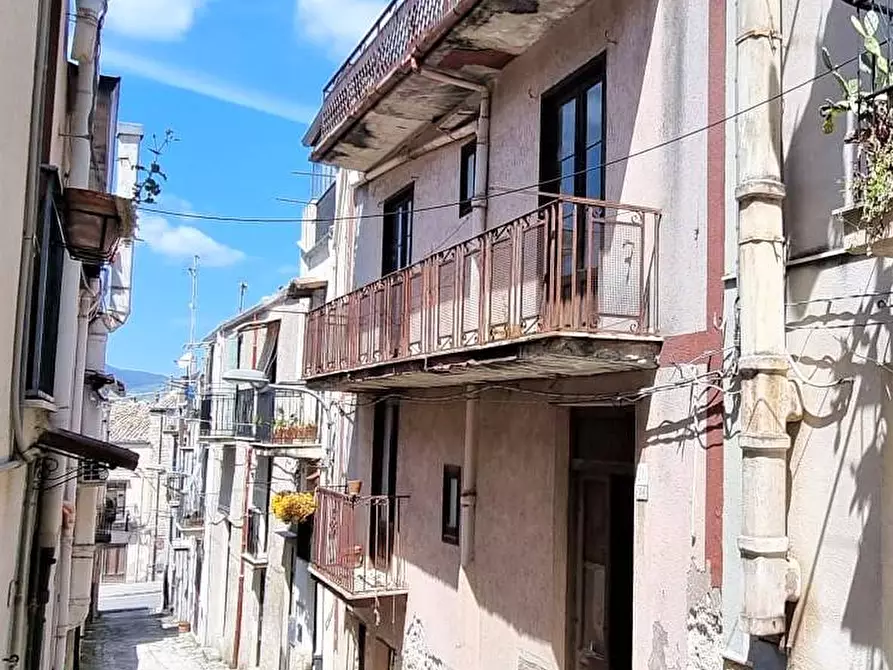 Immagine 1 di Casa indipendente in vendita  in Via Napoli a Chiusa Sclafani