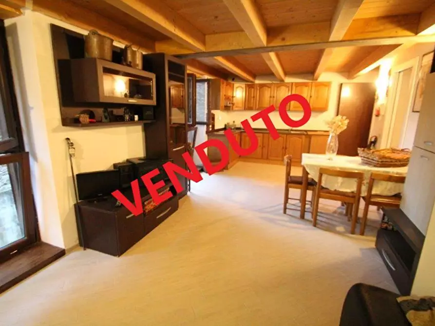Immagine 1 di Appartamento in vendita  in Via Mulino a Campodolcino