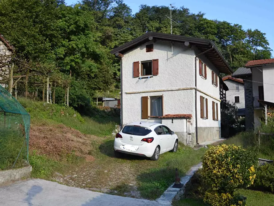 Immagine 1 di Casa indipendente in vendita  in Via Casenda a Samolaco