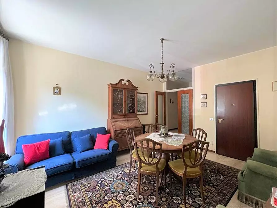 Immagine 1 di Appartamento in vendita  in Viale Roma a Chiavenna