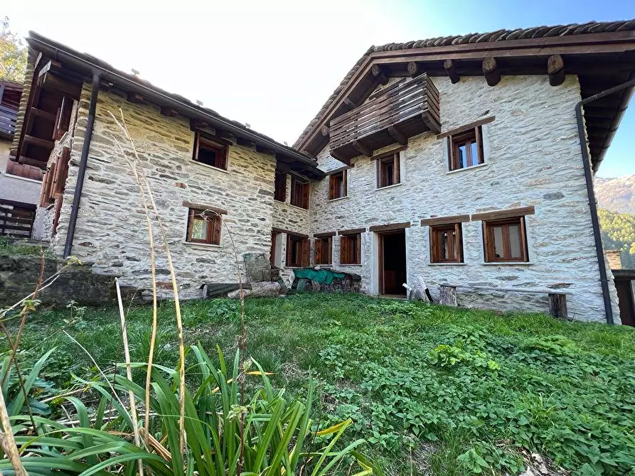 Immagine 1 di Casa indipendente in vendita  in Frazione Olmo a Caspoggio