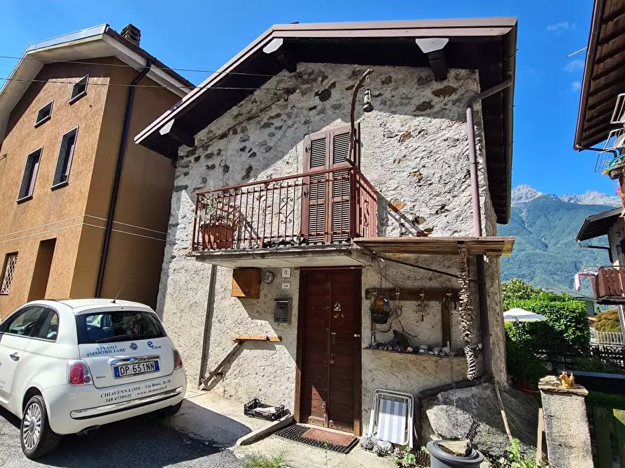 Immagine 1 di Casa indipendente in vendita  in Via Borgo Antico a Samolaco
