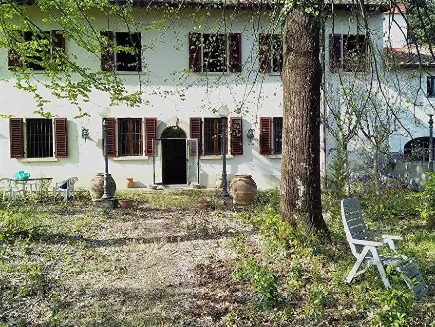 Immagine 1 di Villa in vendita  a Rignano Sull'arno