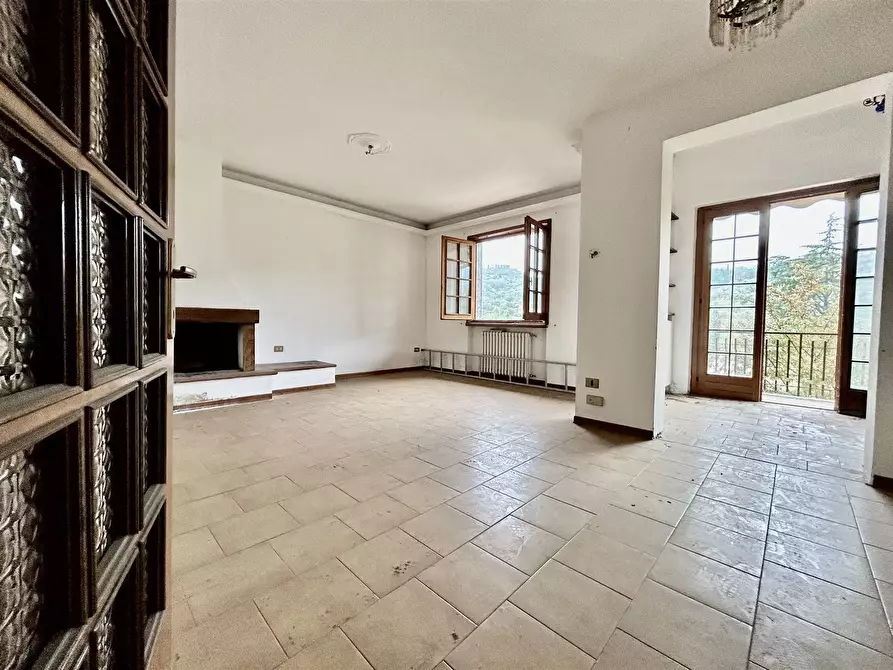 Immagine 1 di Appartamento in vendita  a Montecatini Terme