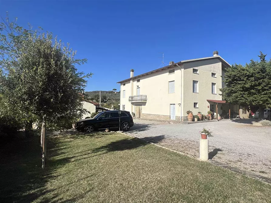 Immagine 1 di Casa indipendente in vendita  in Case sparse Terontola a Cortona