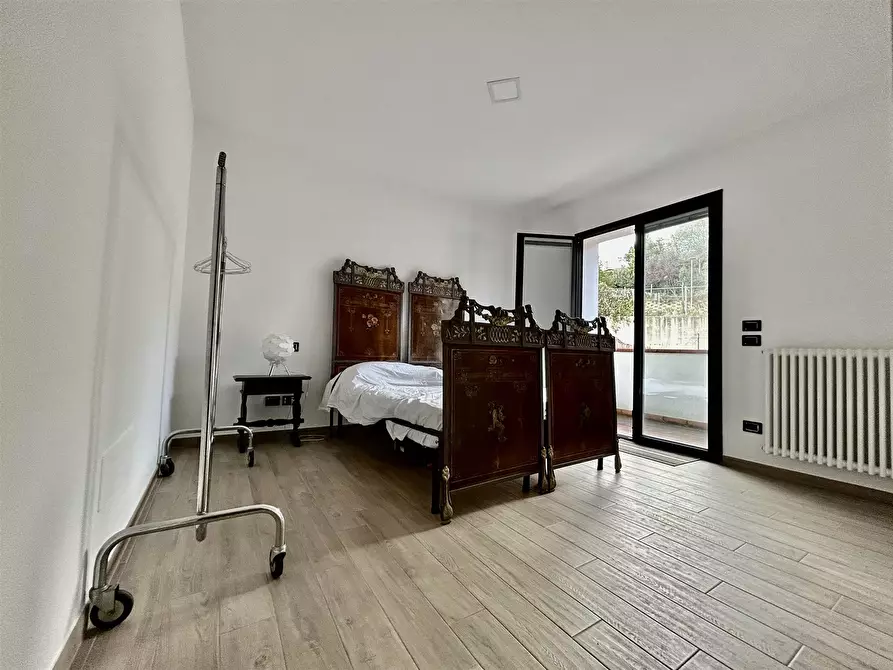 Immagine 1 di Appartamento in vendita  a Greve In Chianti