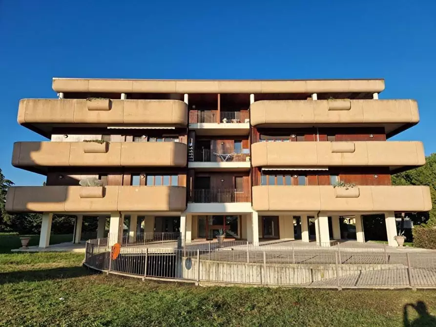 Immagine 1 di Appartamento in vendita  in Via Umberto Nobile a Bastia Umbra