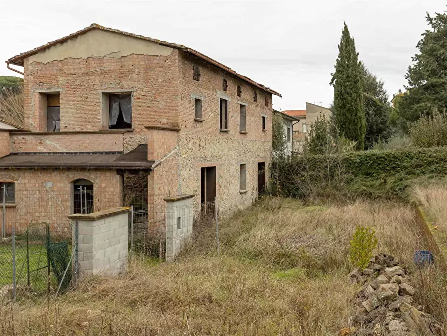 Immagine 1 di Villa in vendita  in VIA DELLO STILLO a Capannoli