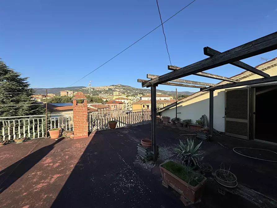 Immagine 1 di Appartamento in vendita  in Via Lauretana a Cortona