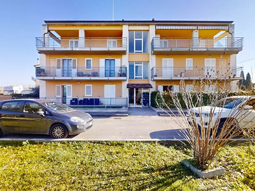 Immagine 1 di Appartamento in vendita  in Via Cipresso a Bastia Umbra