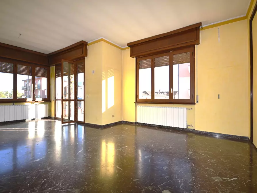 Immagine 1 di Appartamento in vendita  in Via Giosuè Carducci a Settimo Milanese