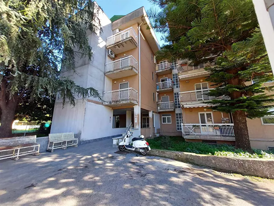 Immagine 1 di Appartamento in vendita  in VIA F.APICELLA a Nocera Inferiore