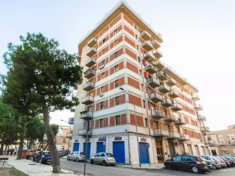 Immagine 1 di Appartamento in vendita  in Via Enrico Pestalozzi a Foggia