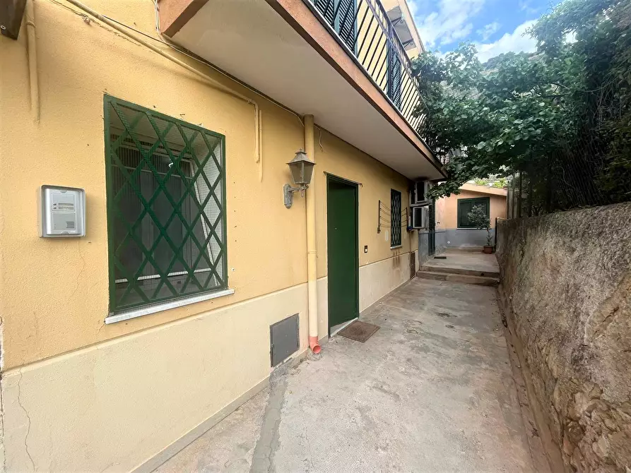 Immagine 1 di Appartamento in vendita  in Via Brasca a Palermo