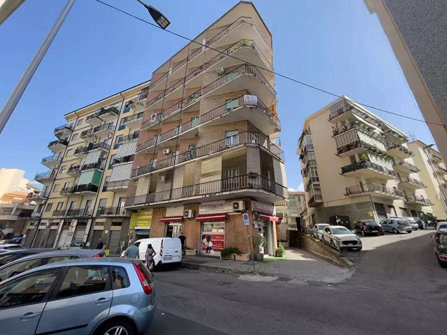 Immagine 1 di Appartamento in affitto  in via alberto serra a Cosenza