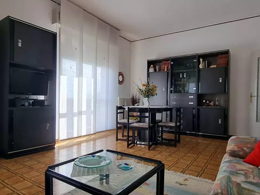 Immagine 1 di Appartamento in vendita  a Sabbioneta