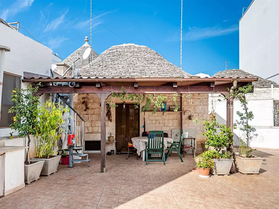 Immagine 1 di Casa indipendente in vendita  in Via Garibaldi a Alberobello