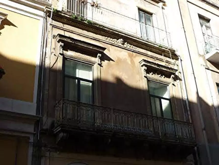 Immagine 1 di Appartamento in vendita  in via aloi a Catania