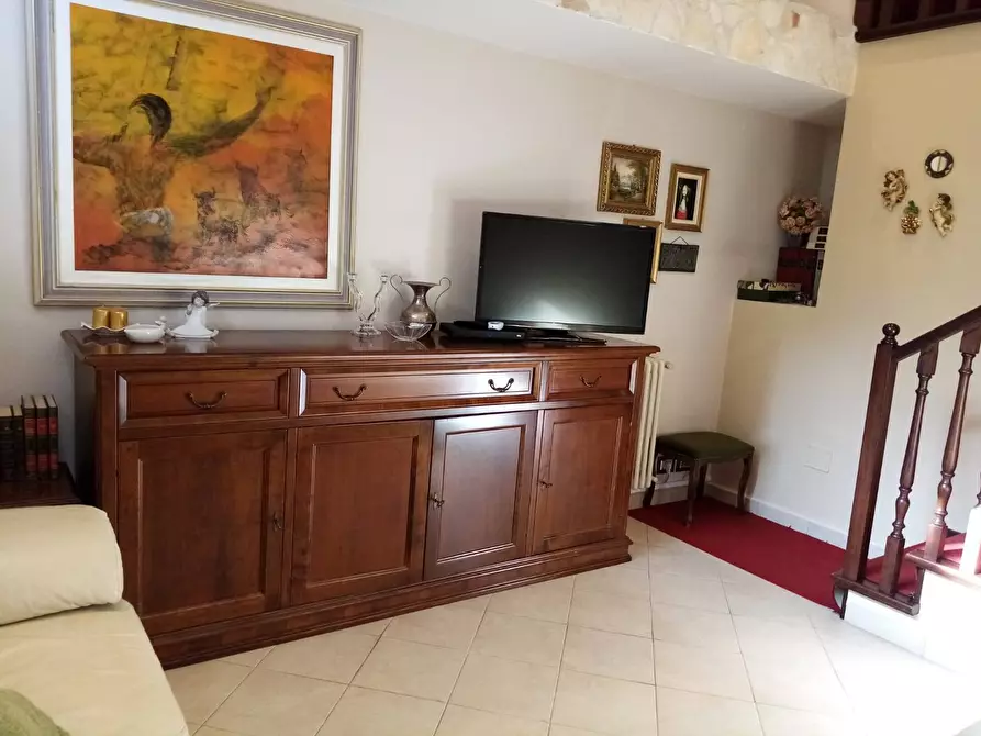 Immagine 1 di Appartamento in affitto  in via muccioli a Gravina Di Catania