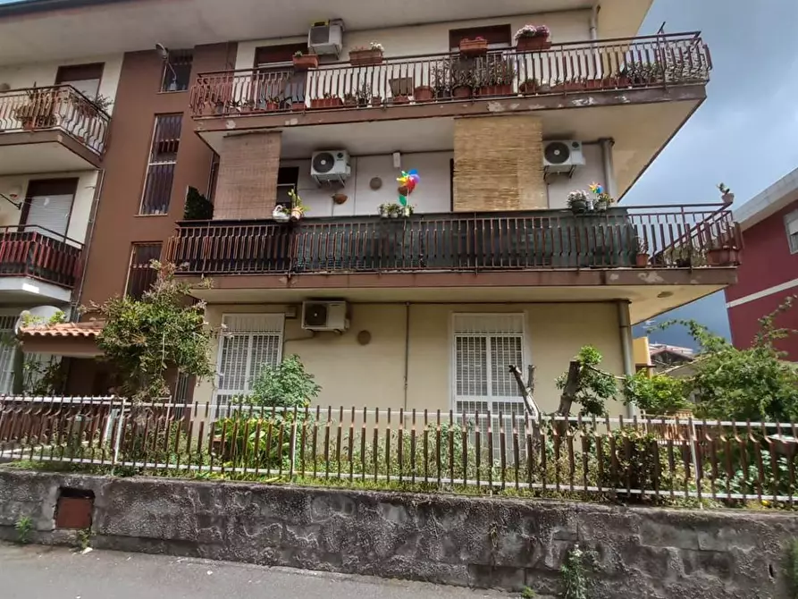 Immagine 1 di Appartamento in vendita  in Via Affitto a Gravina Di Catania