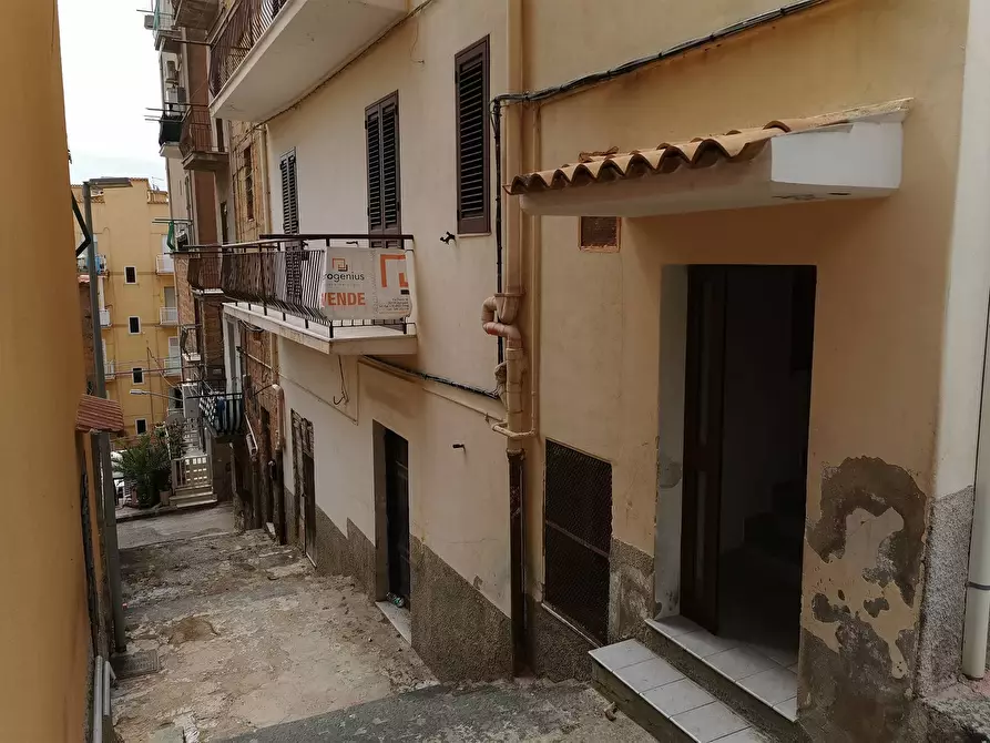 Immagine 1 di Appartamento in vendita  in Via Nino Bixio a Agrigento