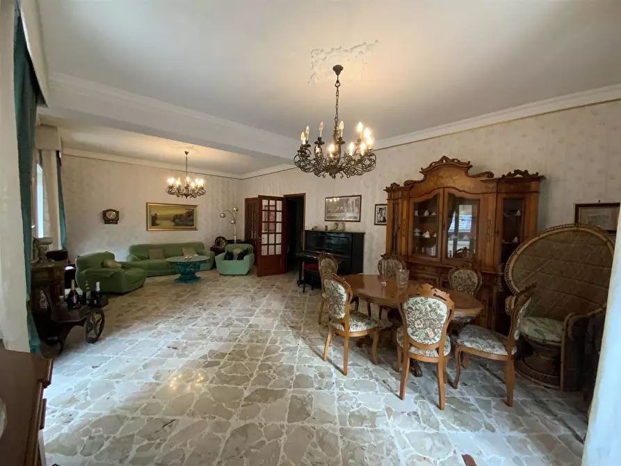 Immagine 1 di Appartamento in vendita  in viale vittorio veneto a Catania