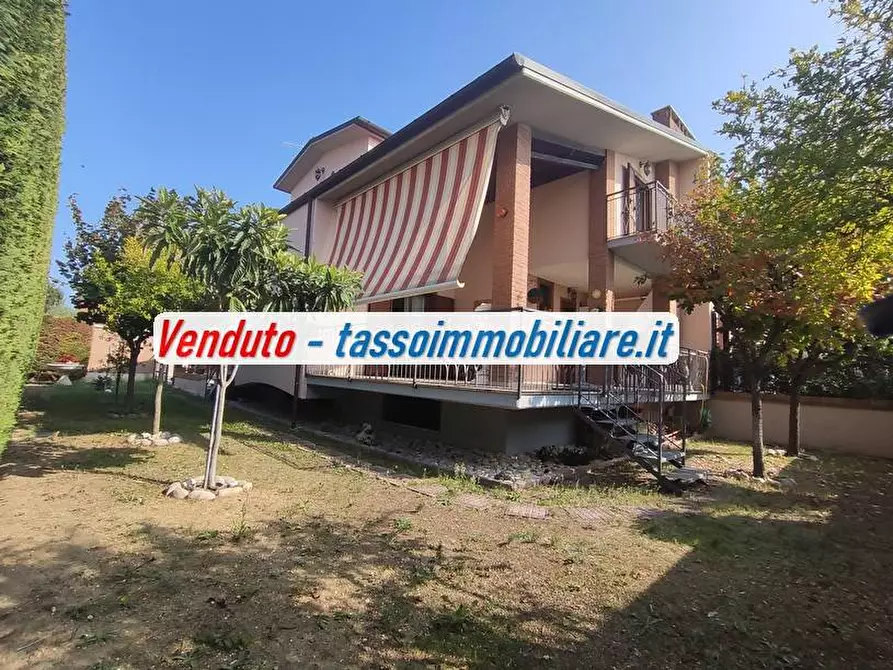 Immagine 1 di Villa in vendita  a Ortona