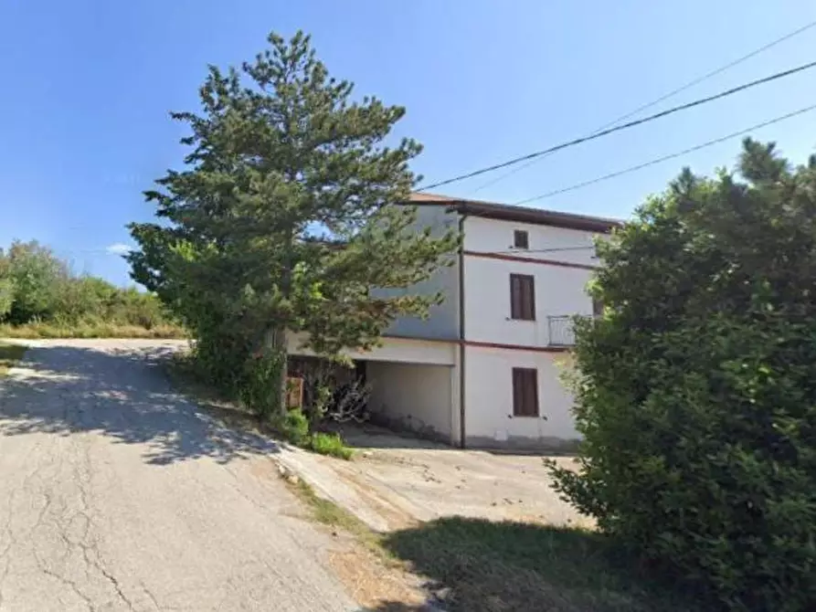 Immagine 1 di Casa indipendente in vendita  in Via San Vincenzo a Castel Frentano