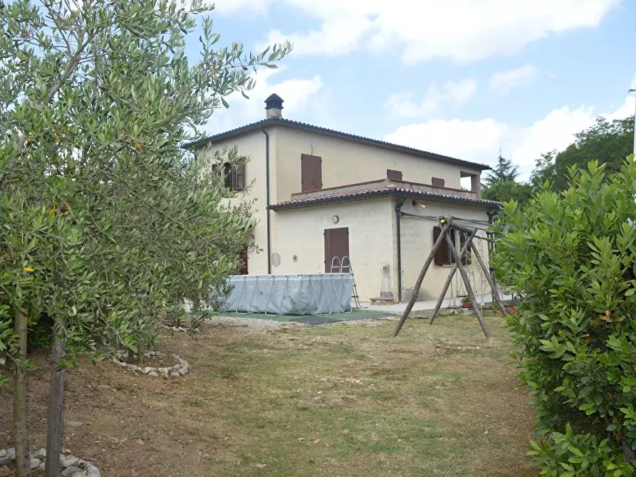Immagine 1 di Villa in vendita  a Sassetta