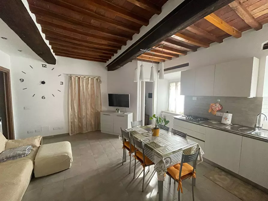 Immagine 1 di Appartamento in vendita  a Pomarance