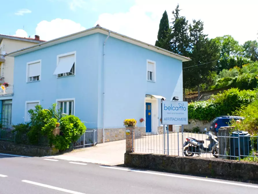 Immagine 1 di Villa in vendita  in VIA E. FERMI a Pomarance