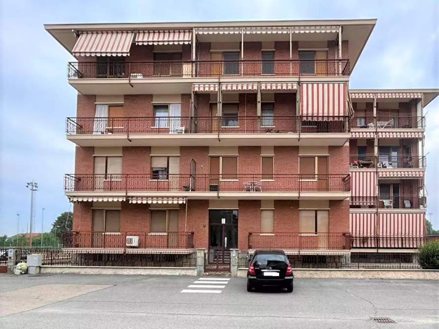 Immagine 1 di Appartamento in vendita  in Via Gozzano a Santena