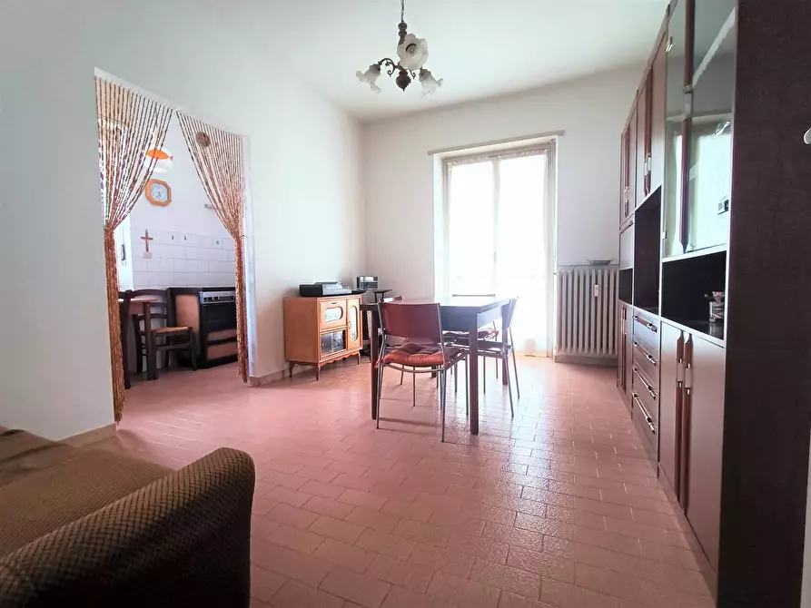 Immagine 1 di Appartamento in vendita  in via dei Giardini a Chieri