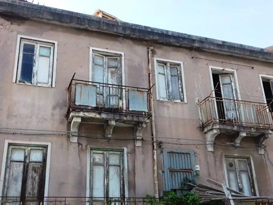 Immagine 1 di Villa in vendita  in via Consolare Pompea Ganzirri ME Italia a Messina