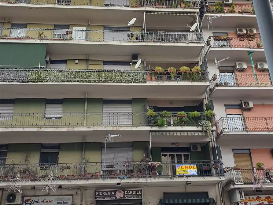 Immagine 1 di Appartamento in vendita  in VIA CESARE BATTISTI IS 73 a Messina