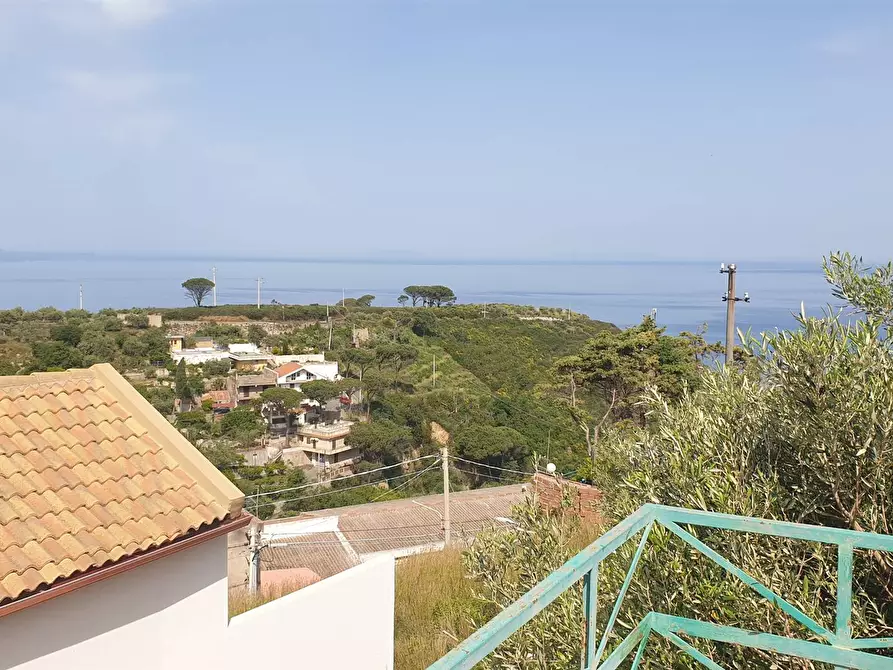 Immagine 1 di Villa in vendita  in CONTRADA CAMPI CALAMONA a Messina