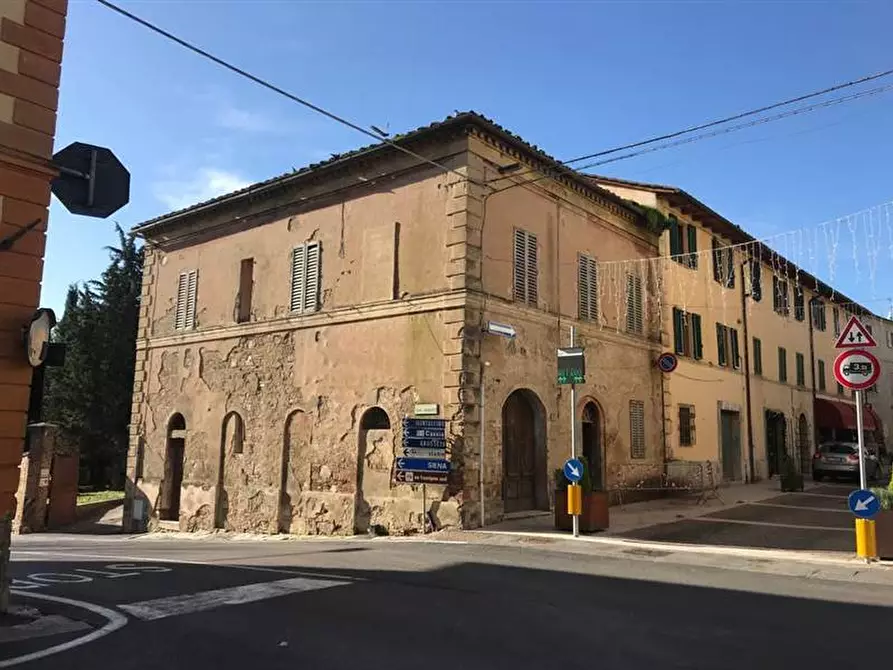 Immagine 1 di Casa indipendente in vendita  a Montalcino