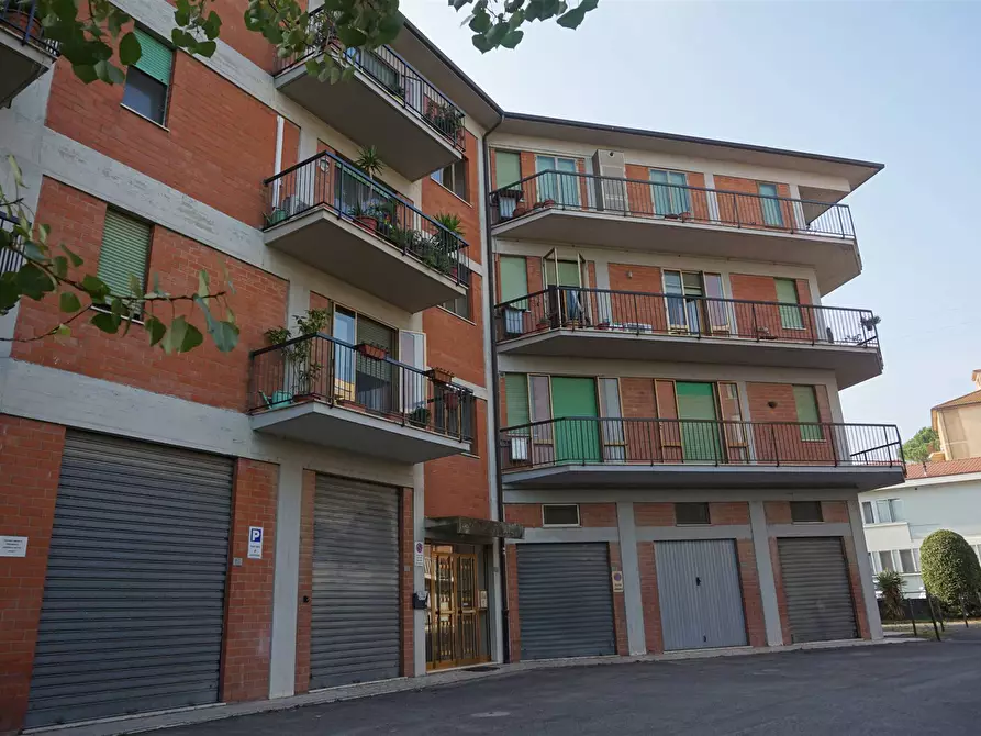 Immagine 1 di Appartamento in vendita  in Via Giuseppe Garibaldi a Chiusi