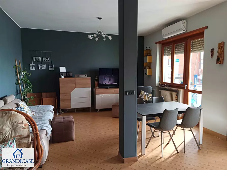 Immagine 1 di Appartamento in vendita  in Via Cuneo a Settimo Torinese