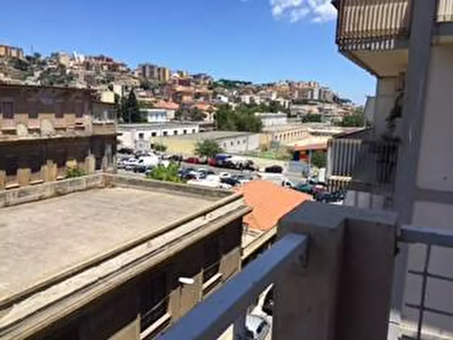 Immagine 1 di Appartamento in vendita  in Via Reitano Spadafora a Messina