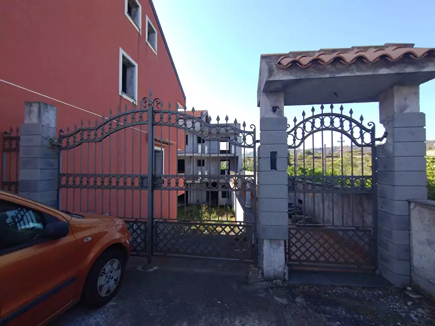 Immagine 1 di Villa in vendita  in Via Calvario a Acireale