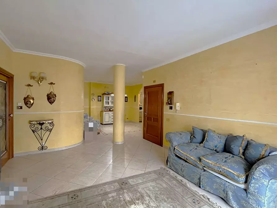 Immagine 1 di Casa indipendente in vendita  in VIA PREVOSTO TORTORA a Canosa Di Puglia