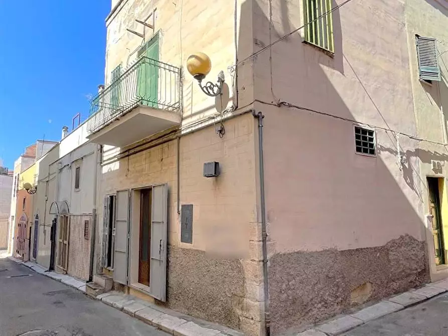 Immagine 1 di Casa indipendente in vendita  in VIA PIETRO GIANNONE a Canosa Di Puglia